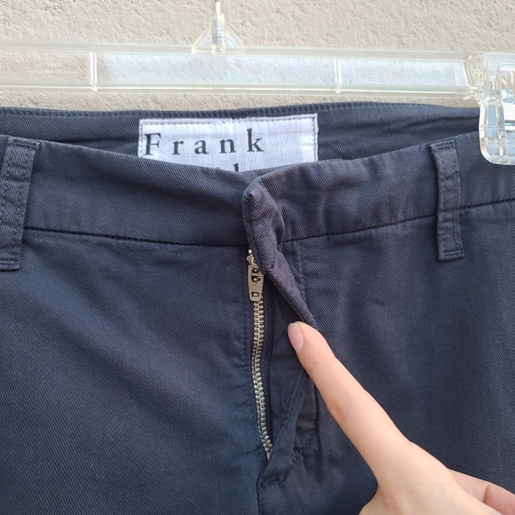 Frank & Eileen | Wicklow The Italian Chino Performance Twill in Vintage Navy - Picture 6 of 12